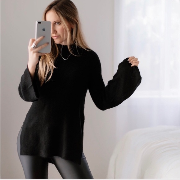 SoldOut11thStreet - Picture 3 of 8